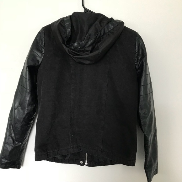 Forever 21 leather jacket size S - Picture 2 of 2
